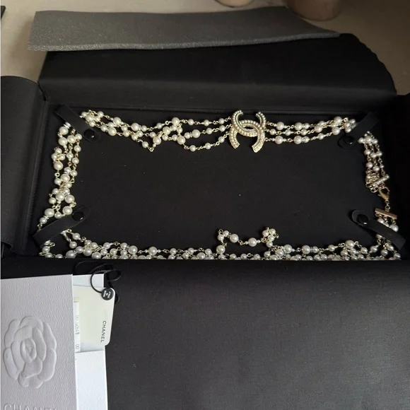 CHANEL Gold and Pearl triple Strand Necklace - Picture 2 of 7